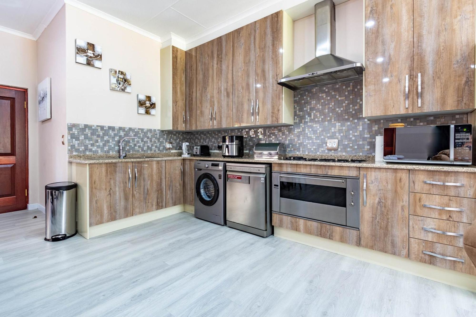 Rsa Lodge بينوني المظهر الخارجي الصورة