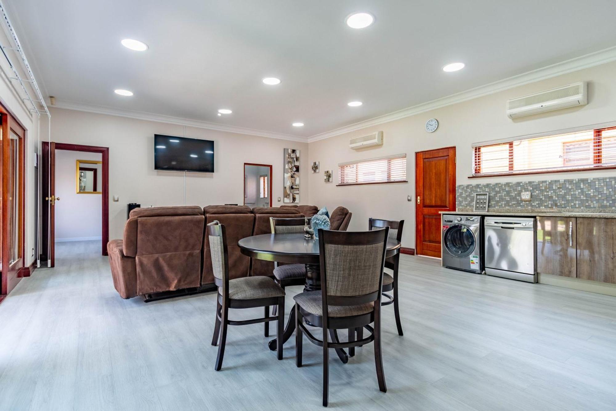 Rsa Lodge بينوني المظهر الخارجي الصورة